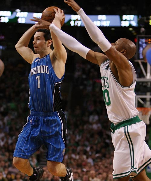 他们通过专 他们通过专