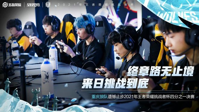 现出与以往 现出与以往