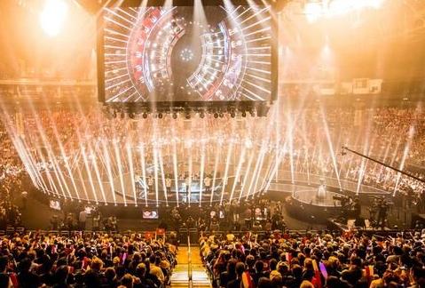 决定感到不 决定感到不